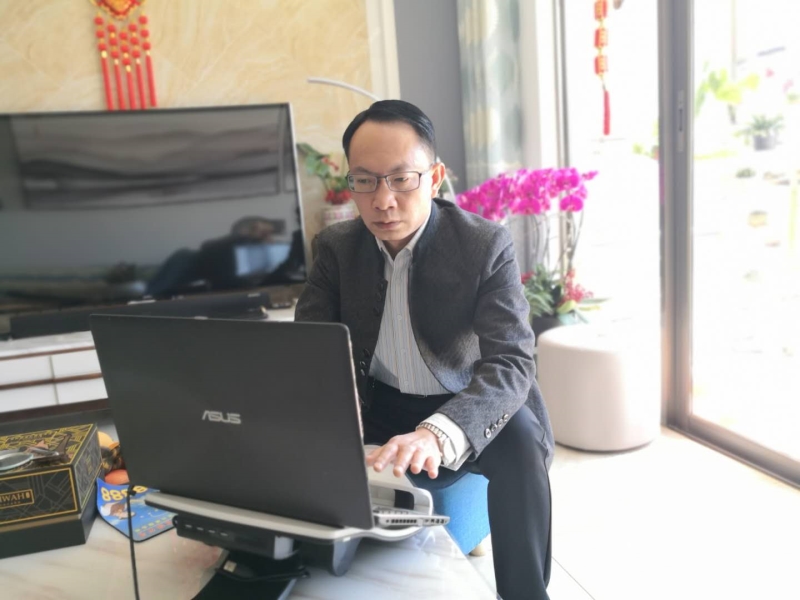 水利系錢勇老師進行線上教學.jpg 水利系錢勇老師進行線上教學.jpg
