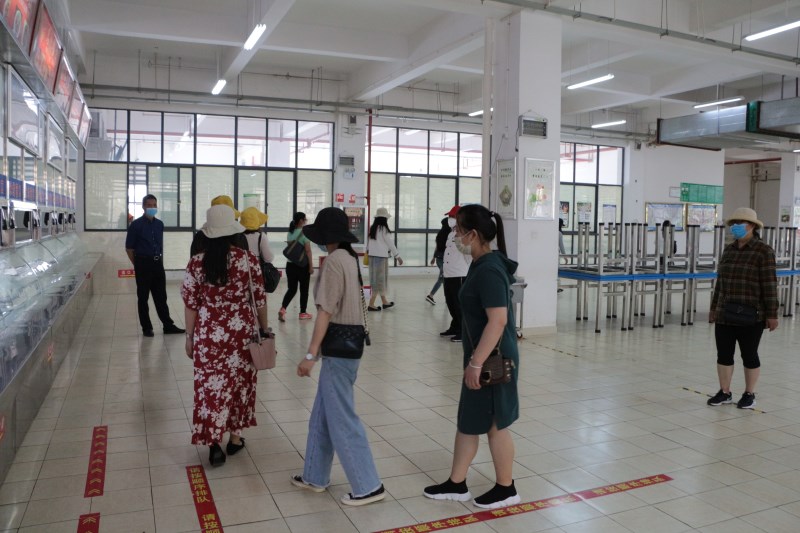 取餐後從出口通道離開.JPG 取餐後從出口通道離開.JPG