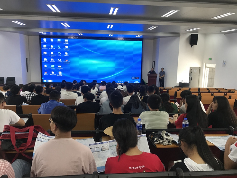 專升本考試專題講座現場.JPG 專升本考試專題講座現場.JPG