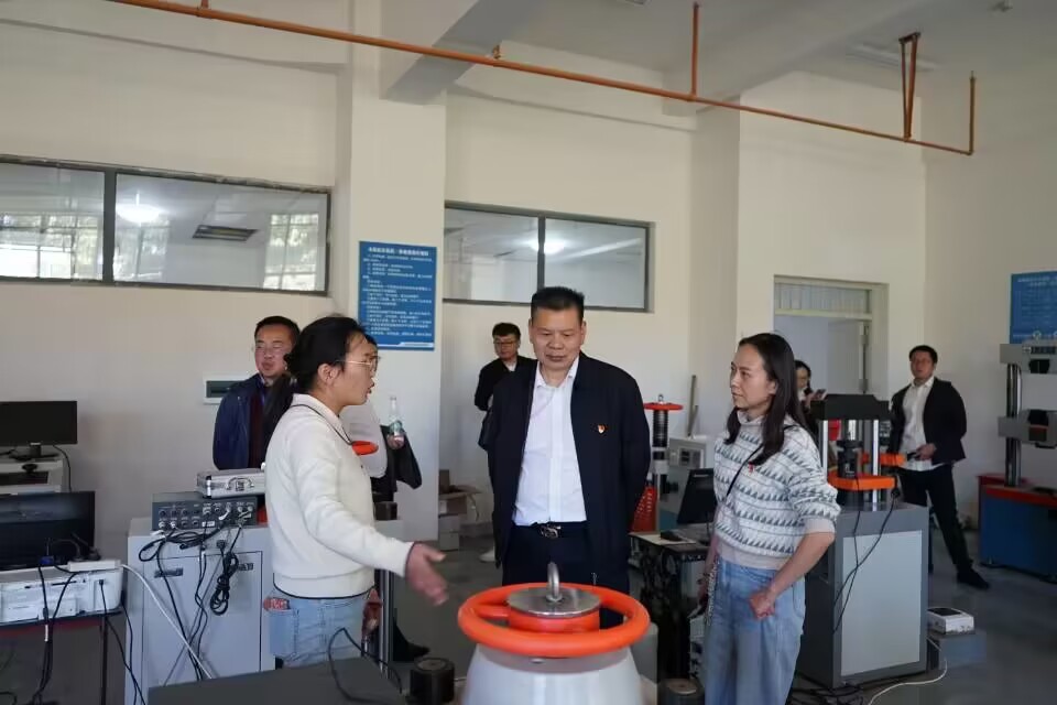 圖片2.jpg 圖片2.jpg