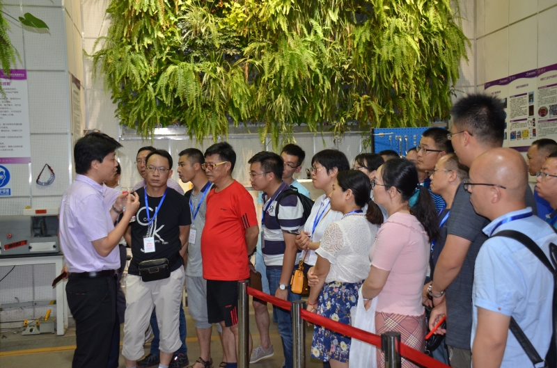 參觀實踐基地2.JPG